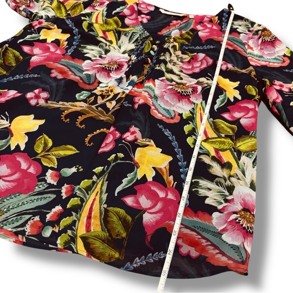 Soft Surroundings Navy Blue Floral Samantha Georgette Top - Medium - Picture 8 of 11